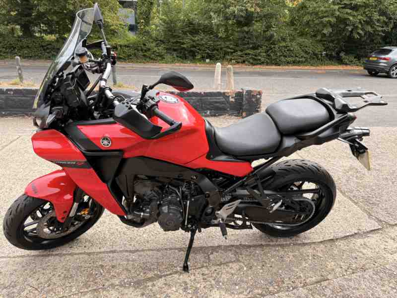 2022 Yamaha TRACER 9 RED